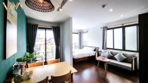 Posezení v ubytování VNAHOMES Serviced Apartment