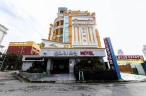 Budova, kde se motel nachází