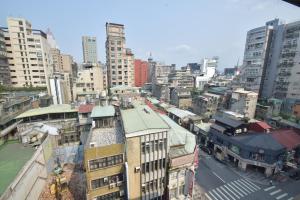 Almennt útsýni yfir borgina Taipei eða útsýni yfir borgina eins og það er á hostelinu