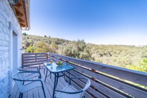 A balcony or terrace at Villa Adamantia Paxos