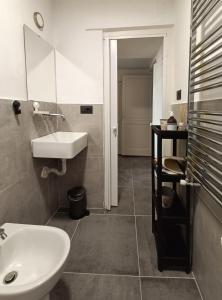 Фотография из галереи Redipuglia21Home a fianco ospedale e spiaggia в Генуе