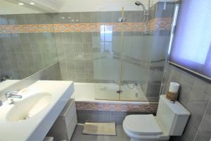Fotografia z galérie ubytovania Apartement rénové 2 chambres au Palm Beach v Cannes