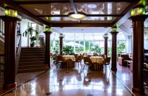 Restaurace v ubytování Hotel Violeta