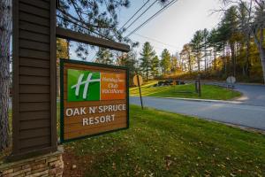Certifikat, nagrada, logo ili neki drugi dokument izložen u objektu Holiday Inn Club Vacations Oak n Spruce Resort in the Berkshires