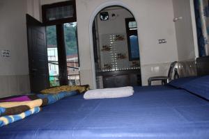 Athalia guesthouse房間的床