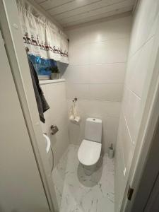 Phòng tắm tại Vihula Tambi Apartment