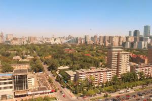 Pohľad z vtáčej perspektívy na ubytovanie Beijing Broadcasting Tower Hotel