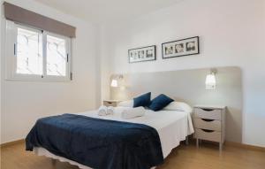 Zdjęcie z galerii obiektu Awesome Apartment In Fuengirola With Kitchen w mieście Fuengirola