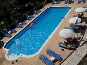 Bazén v ubytování Hotel Olga nebo v jeho okolí