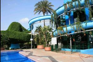 Basen w obiekcie Estudio BenalBeach NEW lub w pobliżu