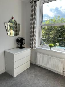 Gallery image of Beautiful 2 bedroom with patio and amazing views in Hebden Bridge