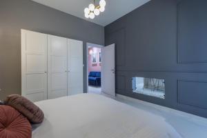 New & unique apartment - A 5 minutes ferry to capital city of Vallettaにあるベッド