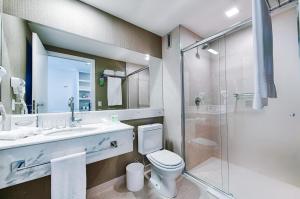 Um banheiro em Holiday Inn Belo Horizonte Savassi by IHG
