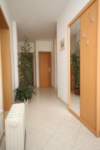 Fotografia z galérie ubytovania Apartments with parking spaces Pag - 6291 v destinácii Pag