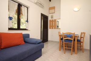 Posezení v ubytování Apartments with a parking space Artatore, Losinj - 8007