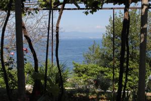 Zdjęcie z galerii obiektu Rooms by the sea Medveja, Opatija - 7775 w mieście Lovran