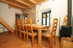 Φωτογραφία από το άλμπουμ του Family friendly house with a swimming pool Mihanici, Dubrovnik - 9029 σε Gruda