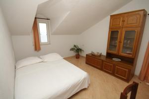 Posteľ alebo postele v izbe v ubytovaní Seaside secluded apartments Cove Tvrdni Dolac, Hvar - 8703