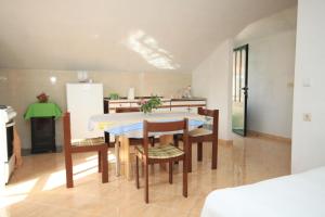 Posteľ alebo postele v izbe v ubytovaní Seaside secluded apartments Cove Tvrdni Dolac, Hvar - 8703