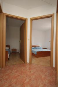 Posteľ alebo postele v izbe v ubytovaní Seaside secluded apartments Cove Tvrdni Dolac, Hvar - 8703