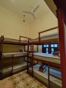 Postel nebo postele na pokoji v ubytování MELISA HOSTAL + 15 fotografií
