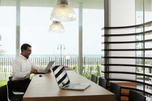 Gallery image of Ibis Bata in Bata