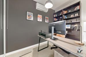 Fotografie z fotogalerie ubytování KozyGuru | Wentworth Point | 2 Beds stylish APT + Free Parking v destinaci Sydney