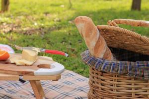 Φαγητό σε αυτή η παραθεριστική κατοικία ή κάπου εκεί κοντά