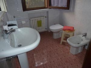 Ванная комната в Sissi Bed&Breakfast +7 фотографий