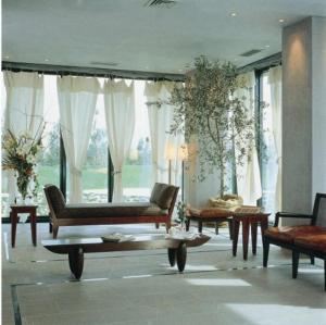 Seating area sa Cosmo Hotel Torri