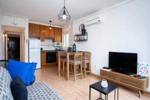 A kitchen or kitchenette at WELCS APARTAMENTO 020 EMP en la Playa