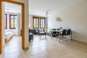 Posezení v ubytování CT 143 - La Cala Boulevard - Apartement II