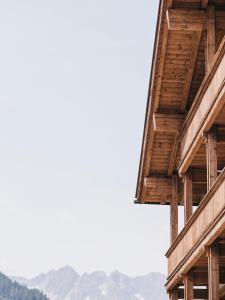 Nespecifikovaný výhled na hory nebo výhled na hory při pohledu z aparthotelu