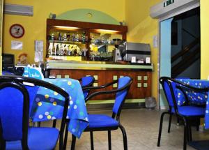 Lounge nebo bar v ubytování Hotel Giannella