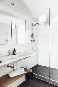 Kamar mandi di Hotel Weitzer Graz - Centre of Graz +37 foto