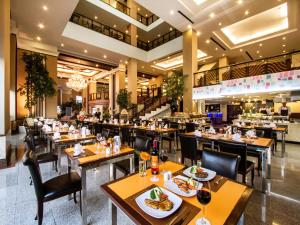 Restaurace v ubytování Duangtawan Hotel Chiang Mai -SHA Extra Plus