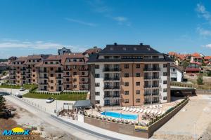 Bazén v ubytování Monix Palace Zlatibor nebo v jeho okolí