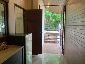 Fotografie z fotogalerie ubytování บ้านธานี (BAAN THANI) v destinaci Choeng Mon pláž + 37 fotografií
