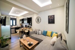 Kuchyň nebo kuchyňský kout v ubytování Luxurious apartment in the heart of town !