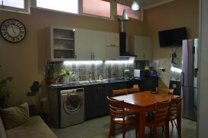 Dapur atau dapur kecil di Terrace Mtatsminda