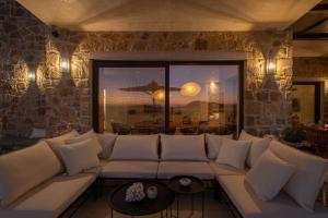 Część wypoczynkowa w obiekcie Family & Golf VILLA LAGUNA TOWERS Gialova Navarino