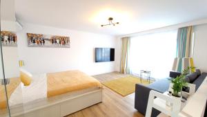 Hyperion Apartment