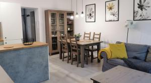 Zdjęcie z galerii obiektu Apartament w parku w Oświęcimiu