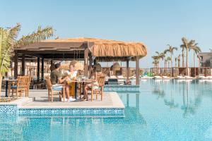 The swimming pool at or close to Steigenberger Resort Ras Soma