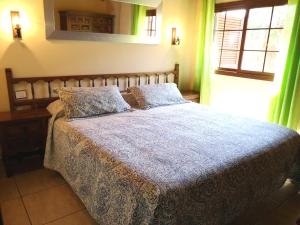 Katil atau katil-katil dalam bilik di Finca Tomás y Puri +76 gambar