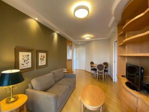 Posezení v ubytování Flat Residence Moema c/ cozinha e lavadora UH104