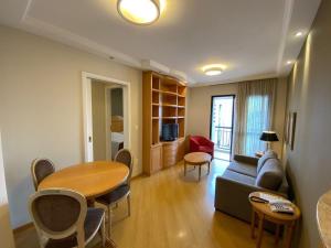 Posezení v ubytování Flat Residence Moema c/ cozinha e lavadora UH104