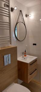Ein Badezimmer in der Unterkunft APARTAMENTY MONTANIA WISŁA
