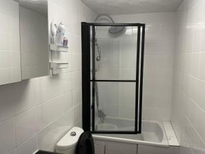 Foto sihtkohas Montataire asuva majutusasutuse CHAMBRE PRIVÉE Numéro 3 dans un Superbe appartement en colocation galeriist