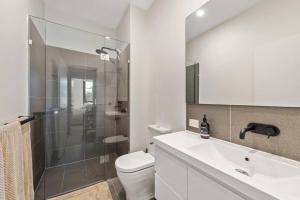 ブリスベンにあるGreat located unit/Private Balcony, Pool,Gym,Parkingのギャラリーの写真 +23枚の写真